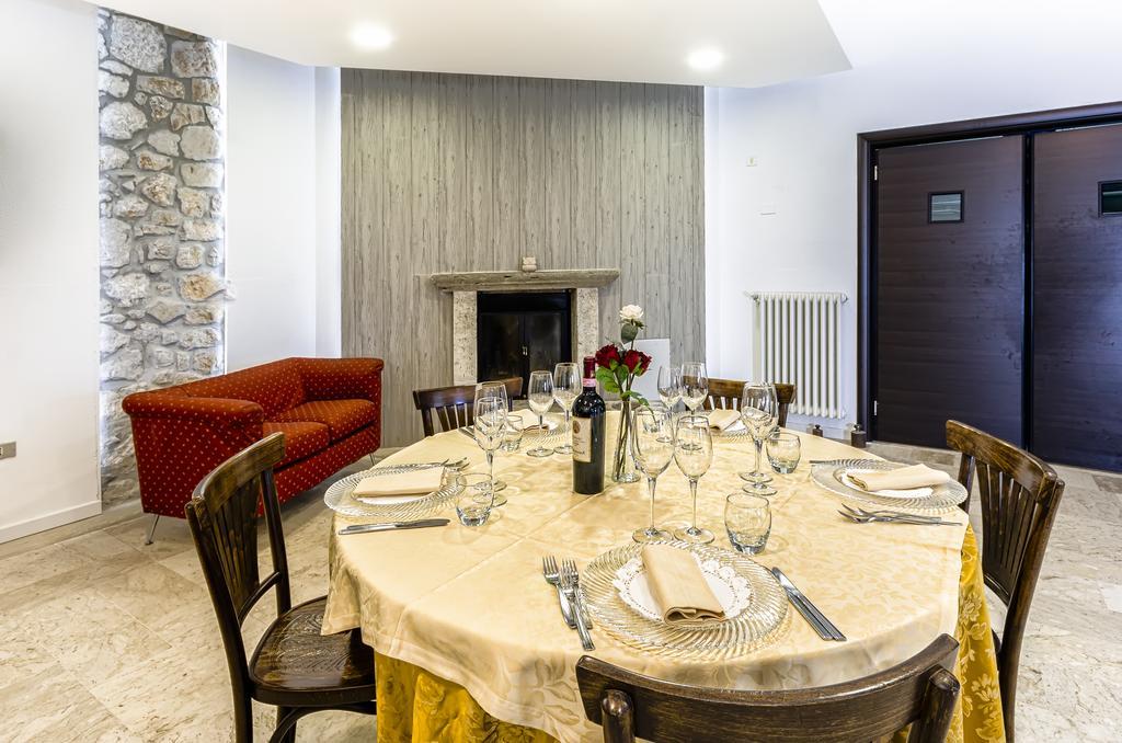 Nusco Hotel Colucci מראה חיצוני תמונה